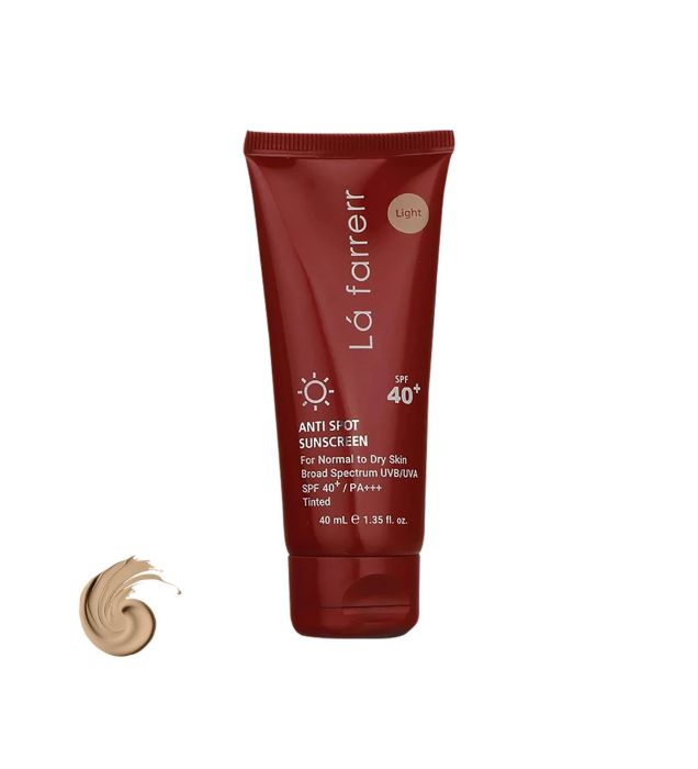 خرید کرم ضدآفتاب رنگی لافارر با 40 SPF مدل Light مناسب پوست‌های خشک و معمولی 40 میلی لیتر قیمت روز